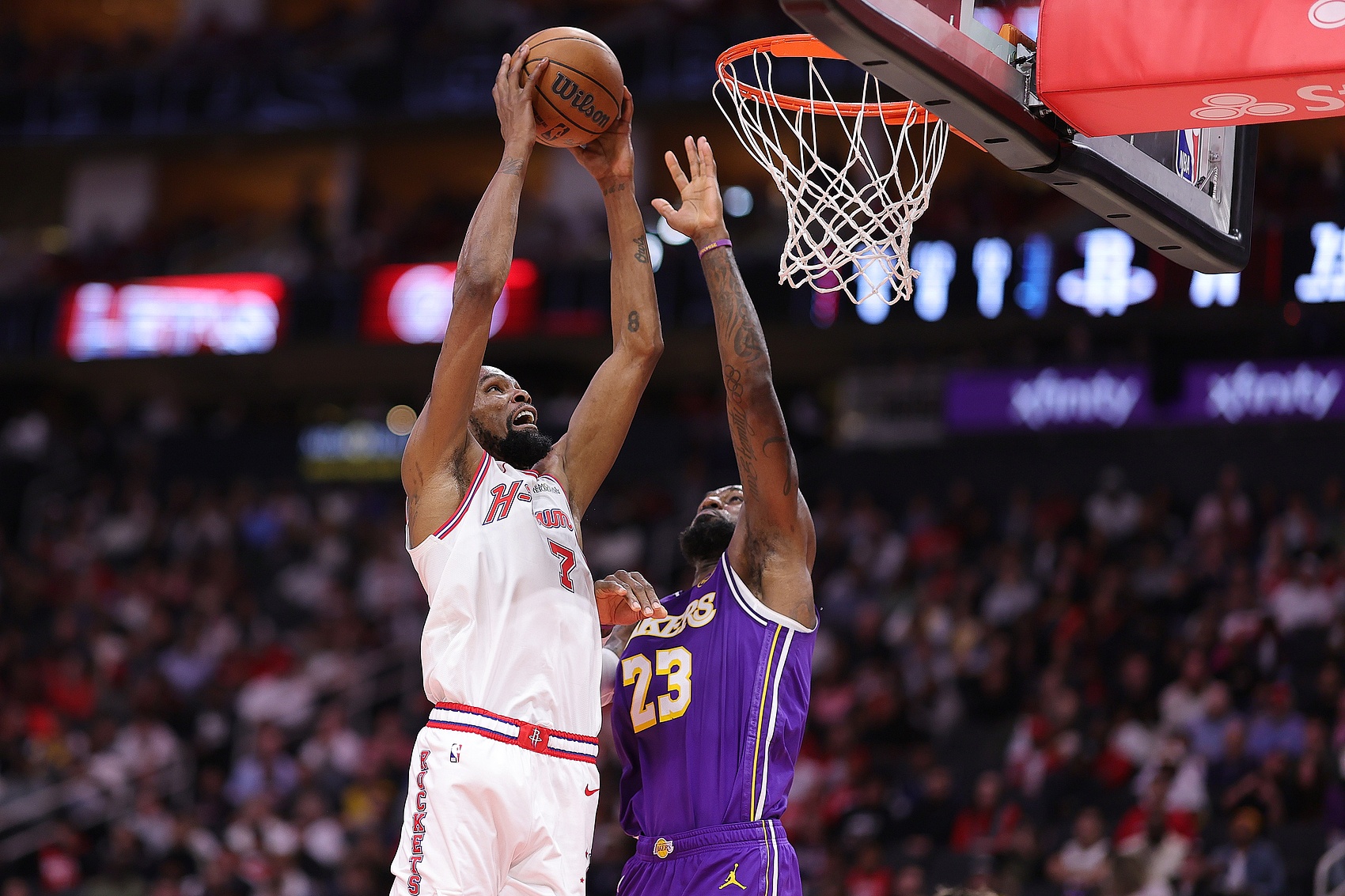 jiuyou账号注册-詹杜生涯季后赛交手10+且双双场均轰下30+  历史独一对儿！